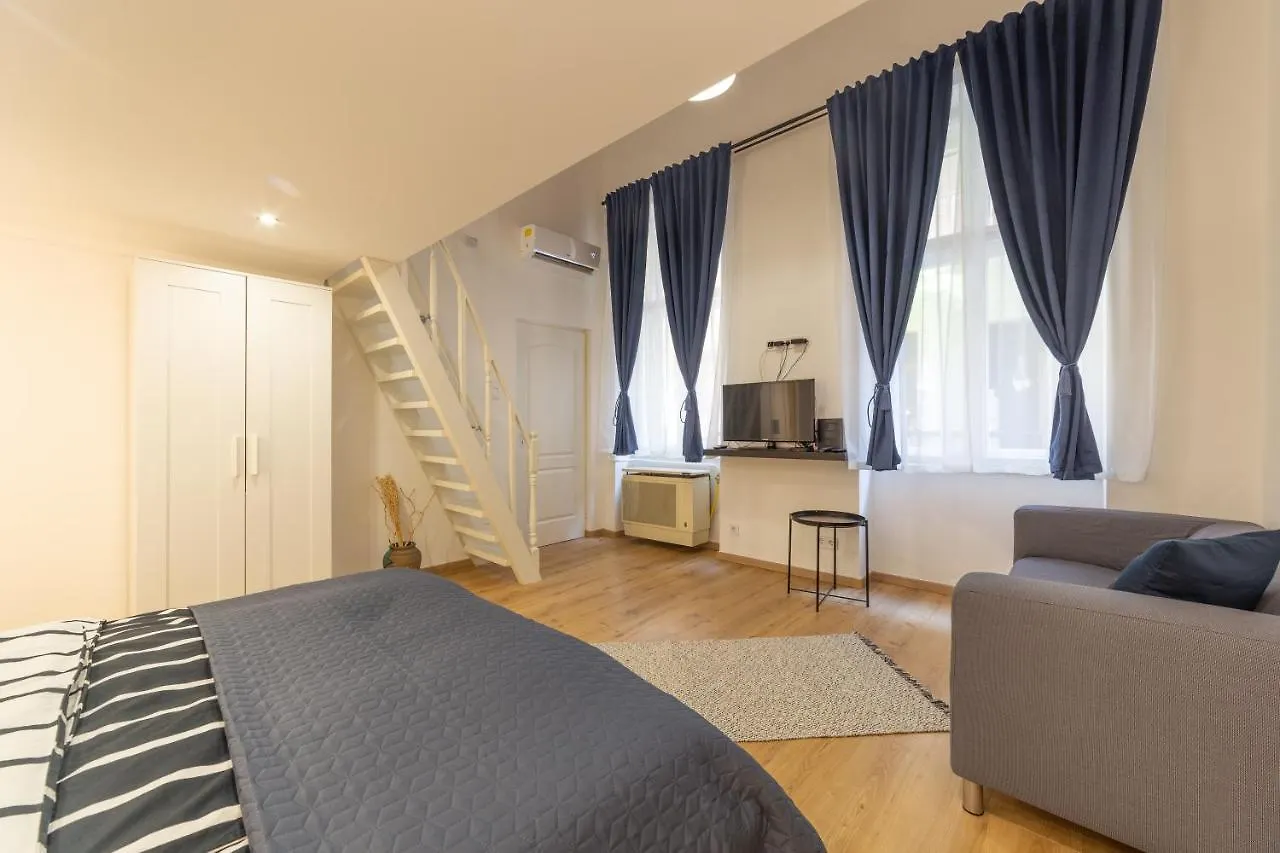 Lovely 1 Bedroom Flat With Central Location Budapest Hungary